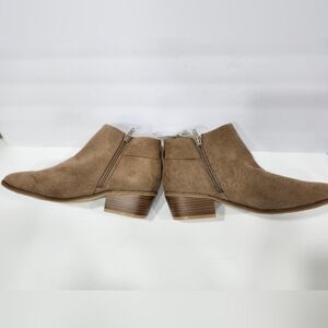 Old Navy Tan Ankle Booties with Elastic Panels NWT